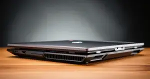 RTX 5070 Ti -peliläppärien tekoälynestejäähdytys 2026: lämpötilatrendit ja FPS